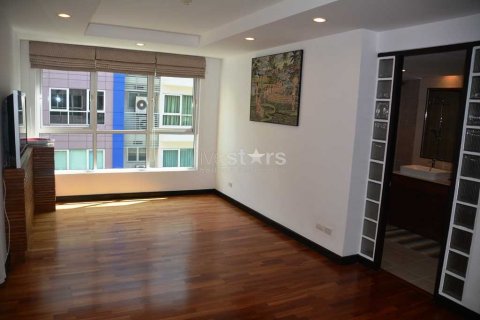 Condominio de 4 dormitorios en Bangkok, Tailandia № 66948 - foto 6