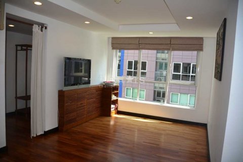 Condominio de 4 dormitorios en Bangkok, Tailandia № 66948 - foto 7