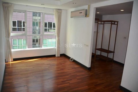 Condominio de 4 dormitorios en Bangkok, Tailandia № 66948 - foto 5