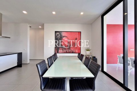 House in Pattaya, Thailand 3 bedrooms № 198232 - photo 5
