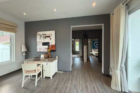 Chalet de 3 dormitorios en Hua Hin, Tailandia № 148502 - foto 6