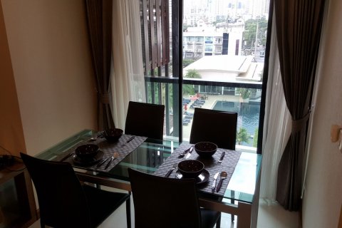 Condominio de 2 dormitorios en Watthana, Bangkok, Tailandia № 47885 - foto 10