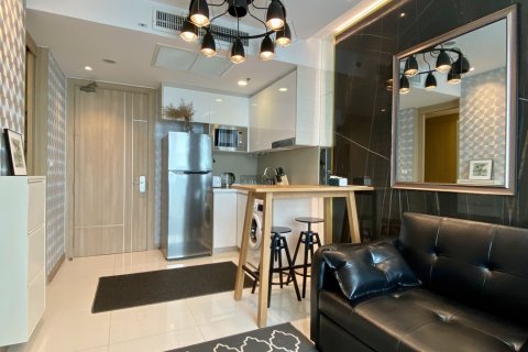 Apartamento de 2 habitaciones en Pattaya, Tailandia № 160122 - foto 2