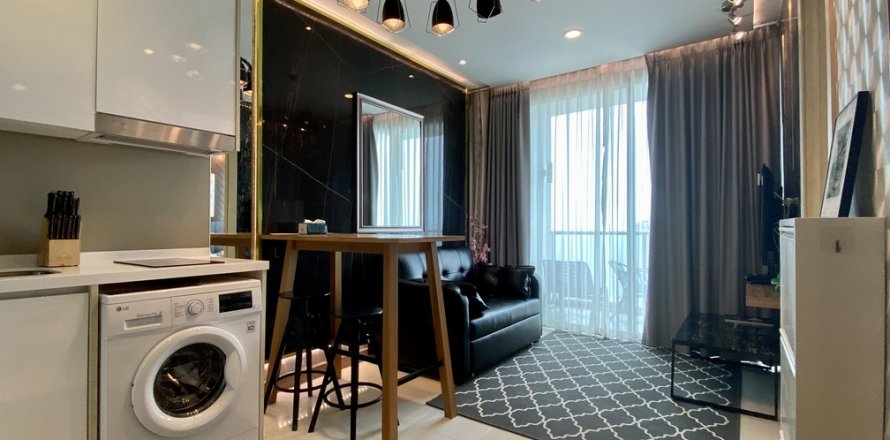 Apartamento de 2 habitaciones en Pattaya, Tailandia № 160122
