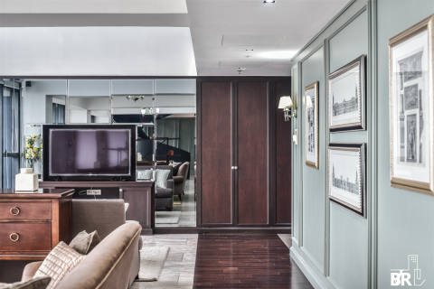 Condo in Bangkok, Thailand, 4 bedrooms № 190131 - photo 3