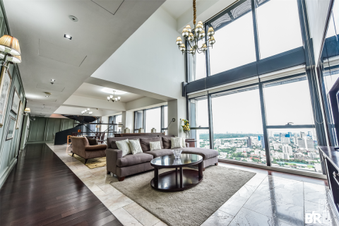 Condo in Bangkok, Thailand, 4 bedrooms  № 190131