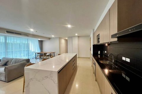 Condominio de 4 dormitorios en Pattaya, Tailandia № 146876 - foto 3