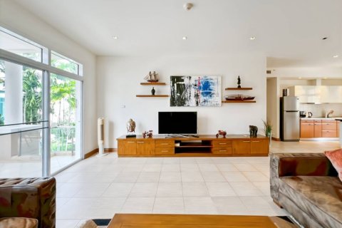 Condominio de 2 dormitorios en Cha-am, Tailandia № 146880 - foto 7