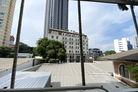 Condominio de 2 dormitorios en Watthana, Bangkok, Tailandia № 200968 - foto 7
