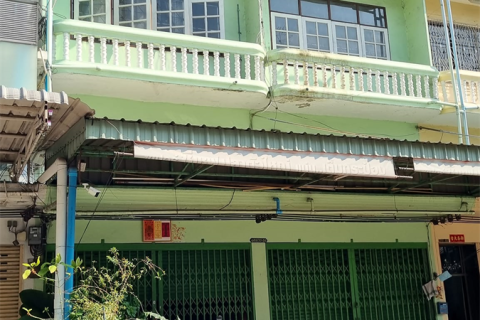 Adosado de 3 dormitorios en Bangkok, Tailandia № 189645 - foto 3