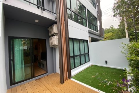 Condo in Chiang Mai, Thailand, 1 bedroom  № 200302 - photo 19