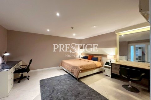 Condo in Pattaya, Thailand, 3 bedrooms  № 197881 - photo 12