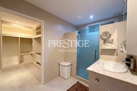 Condo in Pattaya, Thailand, 3 bedrooms  № 197881 - photo 16