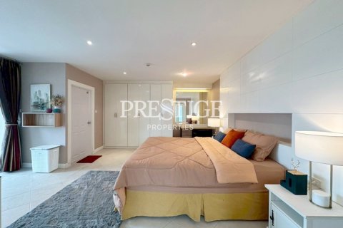 Condo in Pattaya, Thailand, 3 bedrooms  № 197881 - photo 19