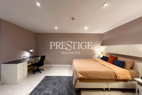 Condo in Pattaya, Thailand, 3 bedrooms  № 197881 - photo 13