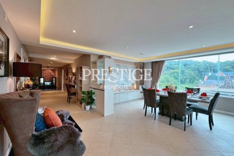 Condo in Pattaya, Thailand, 3 bedrooms  № 197881 - photo 5