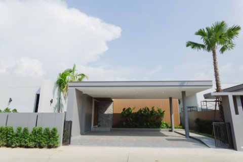 Chalet de 3 dormitorios en Pattaya, Tailandia № 150972 - foto 4