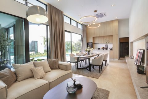 Chalet de 3 dormitorios en Pattaya, Tailandia № 150972 - foto 12