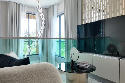 Chalet de 4 dormitorios en Pattaya, Tailandia № 150970 - foto 9