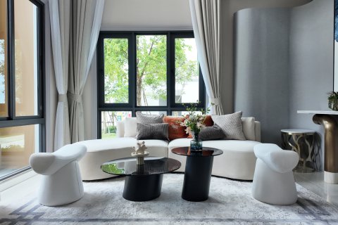 Chalet de 4 dormitorios en Pattaya, Tailandia № 150970 - foto 4