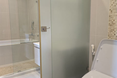 Condominio de 1 dormitorio en Bangkok, Tailandia № 184806 - foto 2