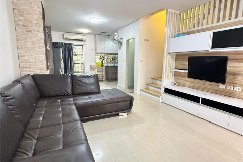 Condominio de 3 dormitorios en Bangkok, Tailandia № 187995 - foto 8