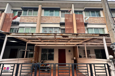 Condominio de 3 dormitorios en Bangkok, Tailandia № 187995 - foto 10