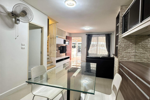 Condominio de 3 dormitorios en Bangkok, Tailandia № 187995 - foto 6
