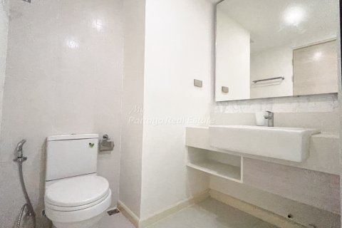 Condominio de 5 dormitorios en Bang Lamung, Tailandia № 134793 - foto 23