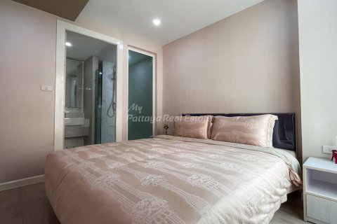 Condominio de 5 dormitorios en Bang Lamung, Tailandia № 134793 - foto 20
