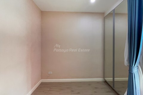 Condominio de 5 dormitorios en Bang Lamung, Tailandia № 134793 - foto 30