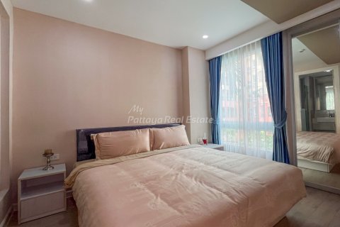 Condominio de 5 dormitorios en Bang Lamung, Tailandia № 134793 - foto 19