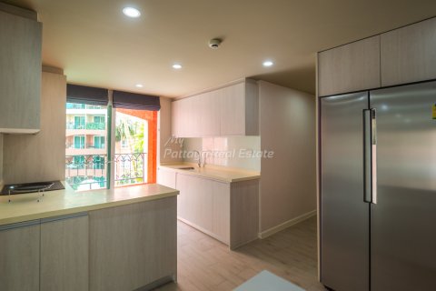 Condominio de 5 dormitorios en Bang Lamung, Tailandia № 134793 - foto 5