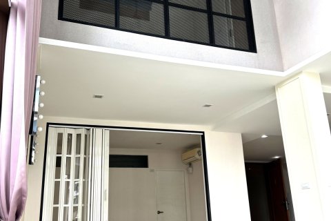 Eigentumswohnung in Khlong Toei, Bangkok, Thailand, 3 Schlafzimmer  № 171593 - Foto 5