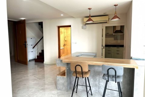 Eigentumswohnung in Khlong Toei, Bangkok, Thailand, 3 Schlafzimmer  № 171593 - Foto 2