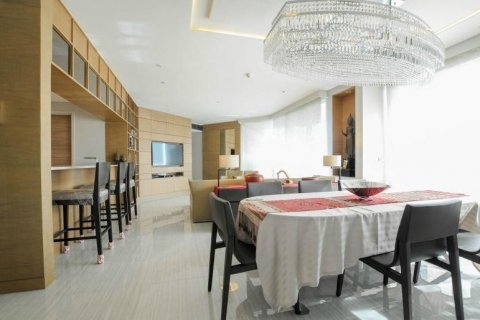 Condominio de 3 dormitorios en Bangkok, Tailandia № 65664 - foto 2
