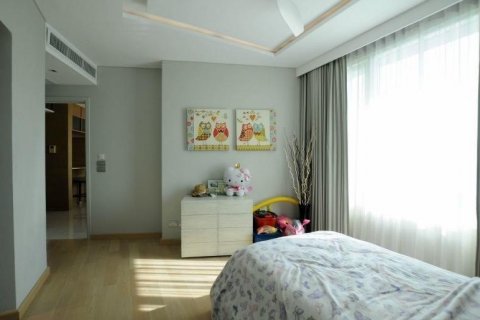Condominio de 3 dormitorios en Bangkok, Tailandia № 65664 - foto 10