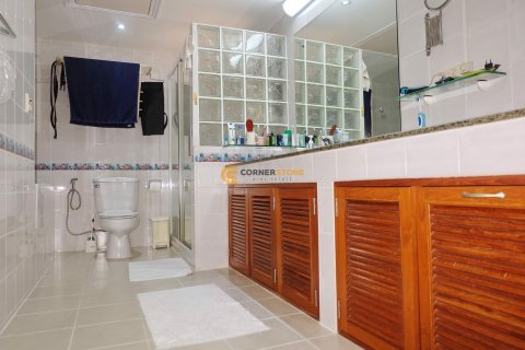 Estudio en Pattaya, Tailandia № 134371 - foto 25