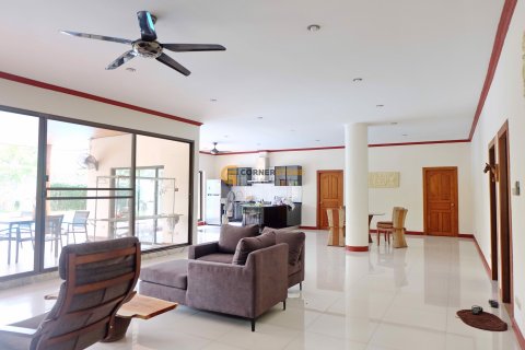 Estudio en Pattaya, Tailandia № 134374 - foto 9