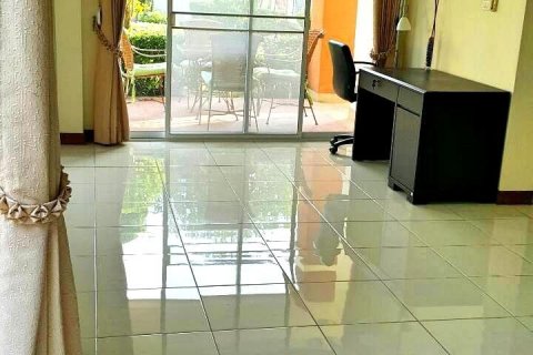 Casa de 3 dormitorios en Pattaya, Tailandia № 151658 - foto 7