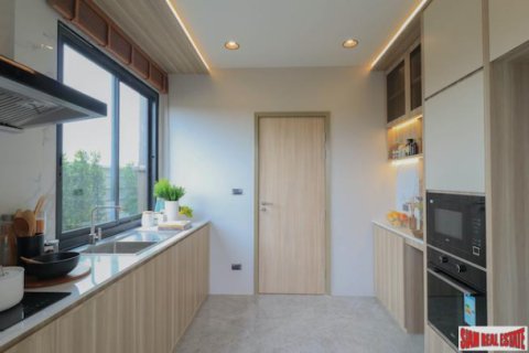 Chalet de 4 dormitorios en Pattaya, Tailandia № 203150 - foto 4