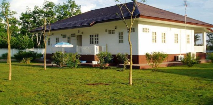 Casa de 3 dormitorios en Phang Nga, Tailandia № 203155