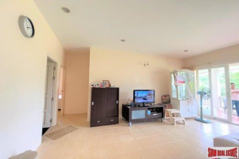 Casa de 3 dormitorios en Phang Nga, Tailandia № 203155 - foto 3