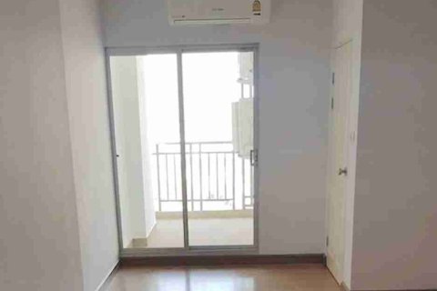 Condominio de 1 dormitorio en Phaya Thai, Bangkok, Tailandia № 183579 - foto 3