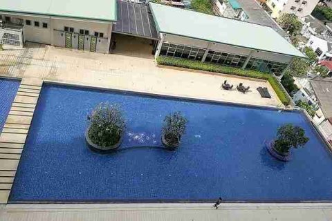 Condominio de 1 dormitorio en Phaya Thai, Bangkok, Tailandia № 183579 - foto 2