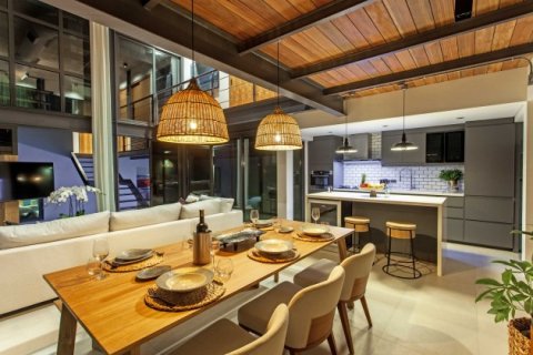 Chalet de 3 dormitorios en Bang Tao, Tailandia № 191217 - foto 4