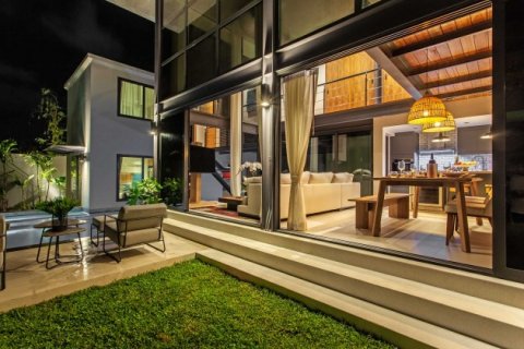 Chalet de 3 dormitorios en Bang Tao, Tailandia № 191217 - foto 5