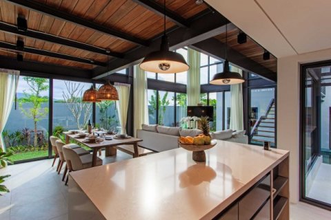 Chalet de 3 dormitorios en Bang Tao, Tailandia № 191217 - foto 13