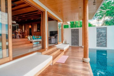Chalet de 4 dormitorios en Surin Beach, Tailandia № 191213 - foto 2