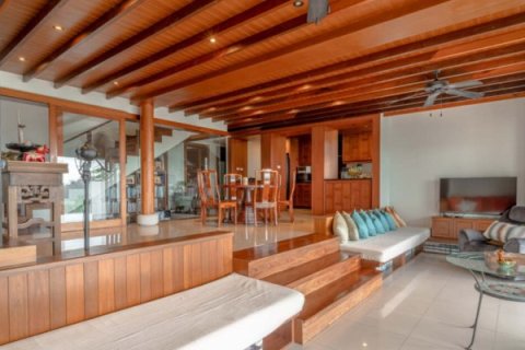 Chalet de 4 dormitorios en Surin Beach, Tailandia № 191213 - foto 3
